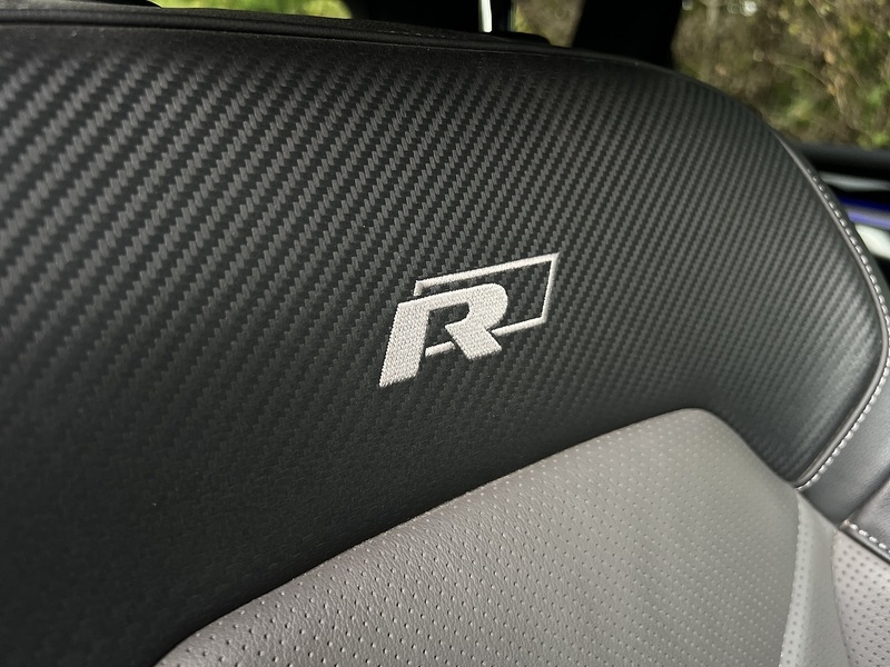 Volkswagen Touareg TDI V6 Black Edition - U11689