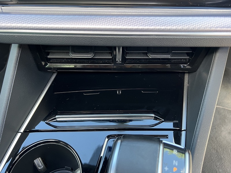 Volkswagen Touareg TSI V6 Black Edition - U11690