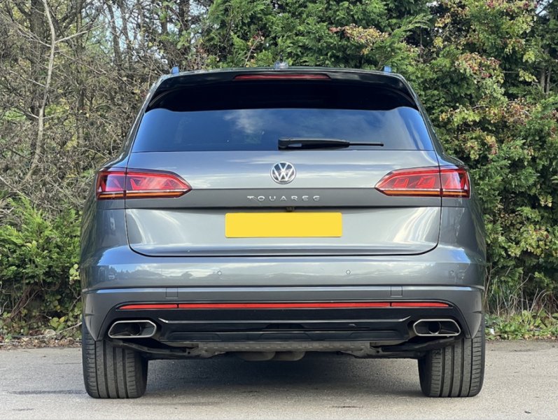 Volkswagen Touareg TSI V6 Black Edition - U11690