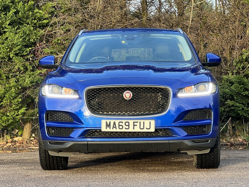 Jaguar F-PACE D180 Portfolio - U11694