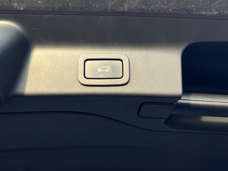 Jaguar F-PACE D180 Portfolio - U11694