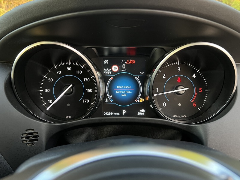 Jaguar F-PACE D180 Portfolio - U11694