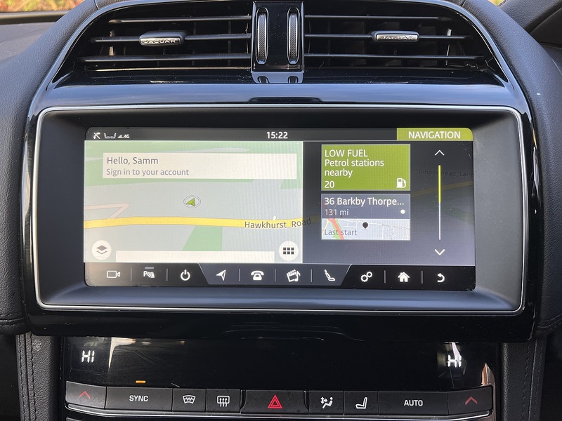 Jaguar F-PACE D180 Portfolio - U11694