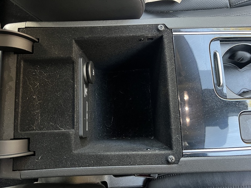 Jaguar F-PACE D180 Portfolio - U11694