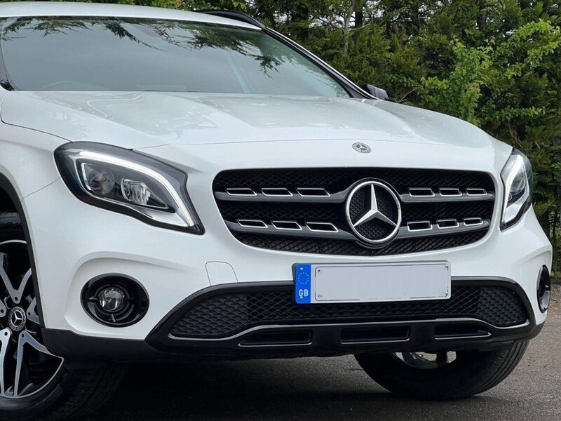 Mercedes-Benz GLA GLA180 Urban Edition - U11695