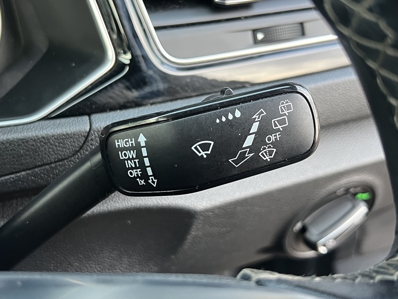 Volkswagen T-Roc TSI Black Edition - U11700