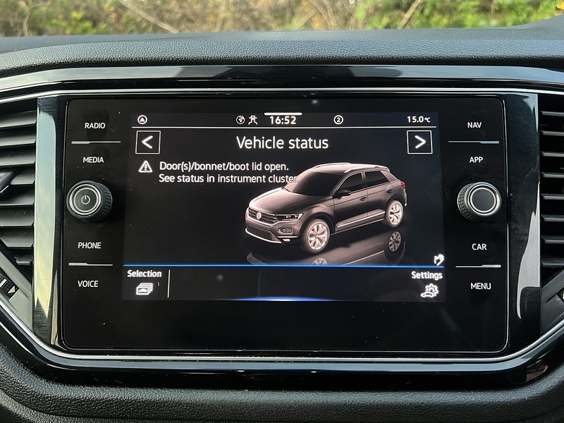 Volkswagen T-Roc TSI Black Edition - U11700