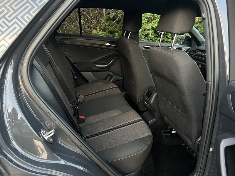 Volkswagen T-Roc TSI Black Edition - U11700