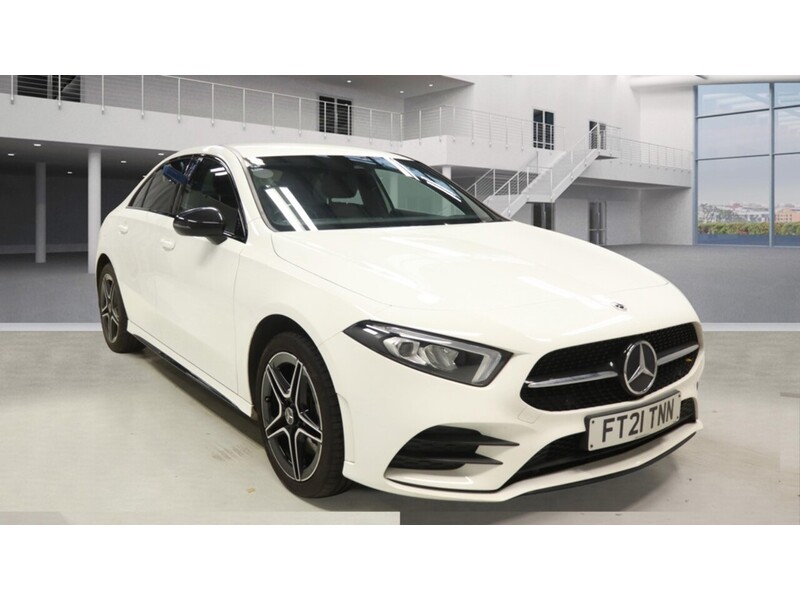 Mercedes-Benz A Class A250e AMG Line Edition - U11702