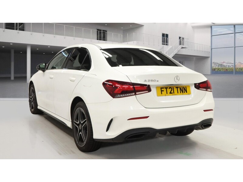 Mercedes-Benz A Class A250e AMG Line Edition - U11702