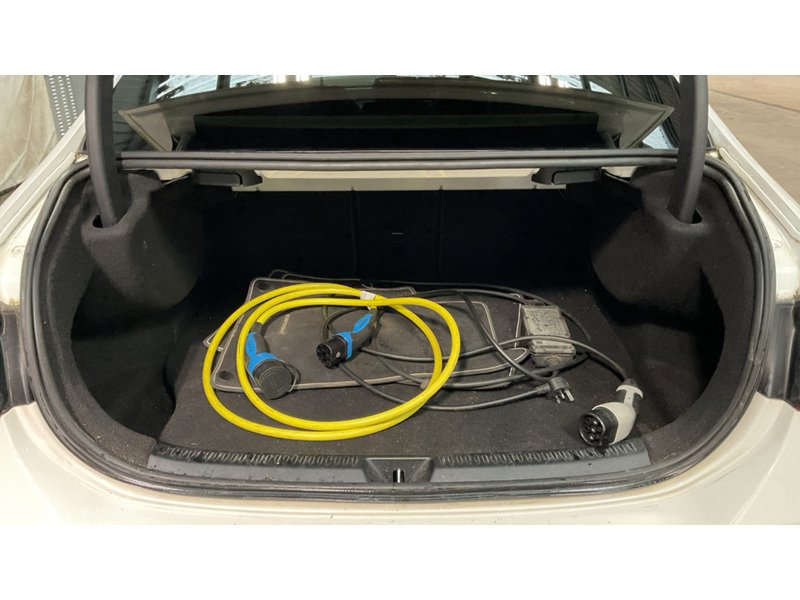 Mercedes-Benz A Class A250e AMG Line Edition - U11702