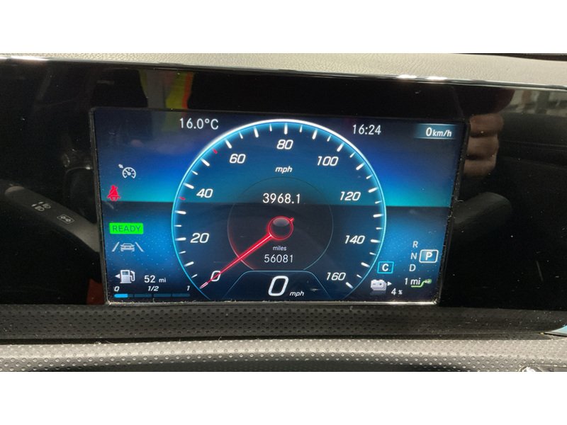 Mercedes-Benz A Class A250e AMG Line Edition - U11702