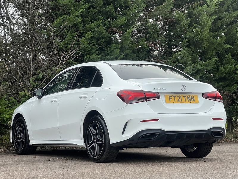 Mercedes-Benz A Class A250e AMG Line Edition - U11702
