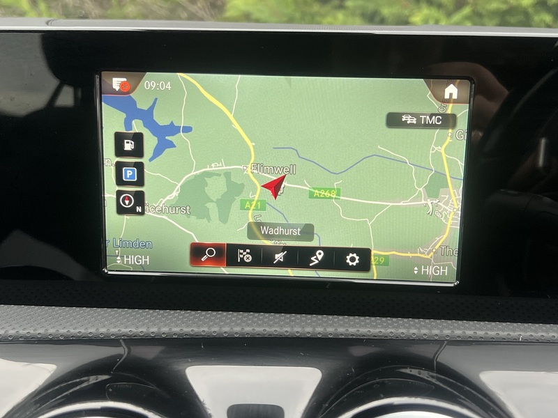 Mercedes-Benz A Class A250e AMG Line Edition - U11702