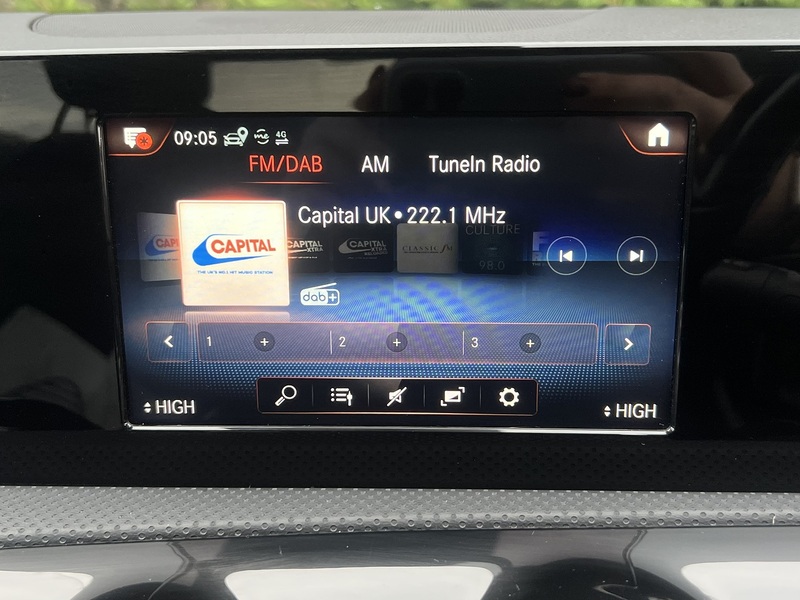 Mercedes-Benz A Class A250e AMG Line Edition - U11702