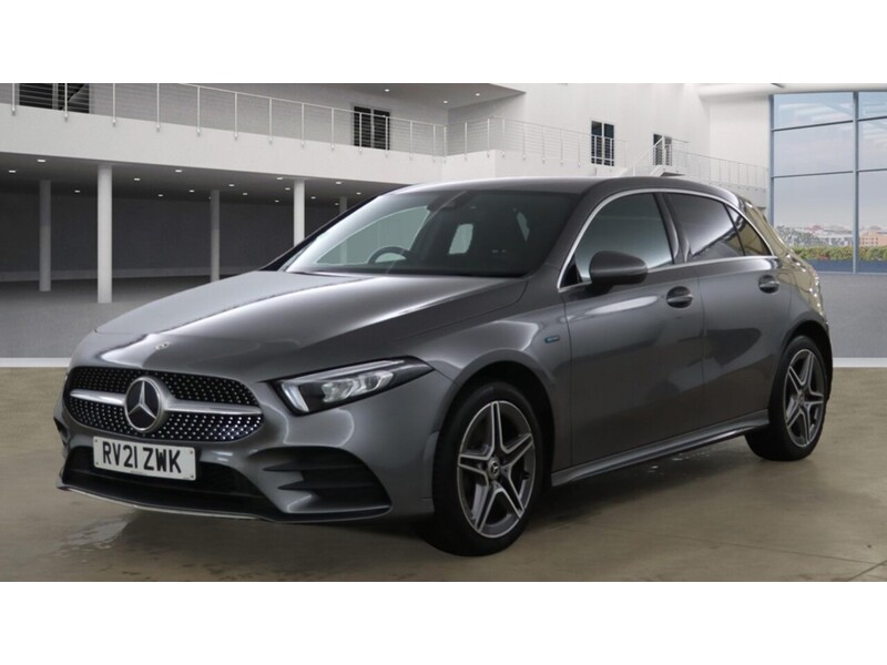 Mercedes-Benz A Class A250e AMG Line - U11703