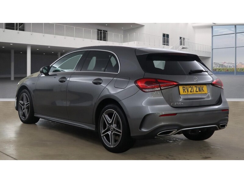 Mercedes-Benz A Class A250e AMG Line - U11703