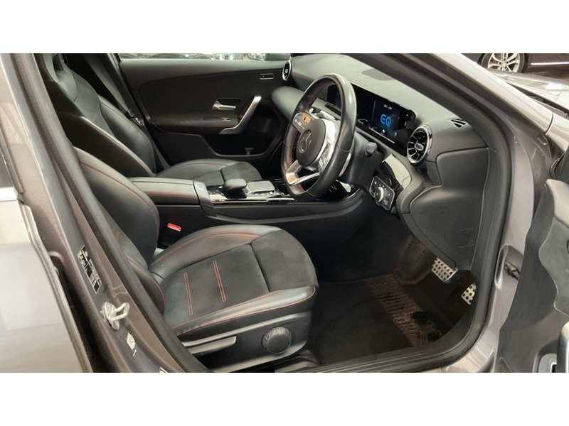 Mercedes-Benz A Class A250e AMG Line - U11703