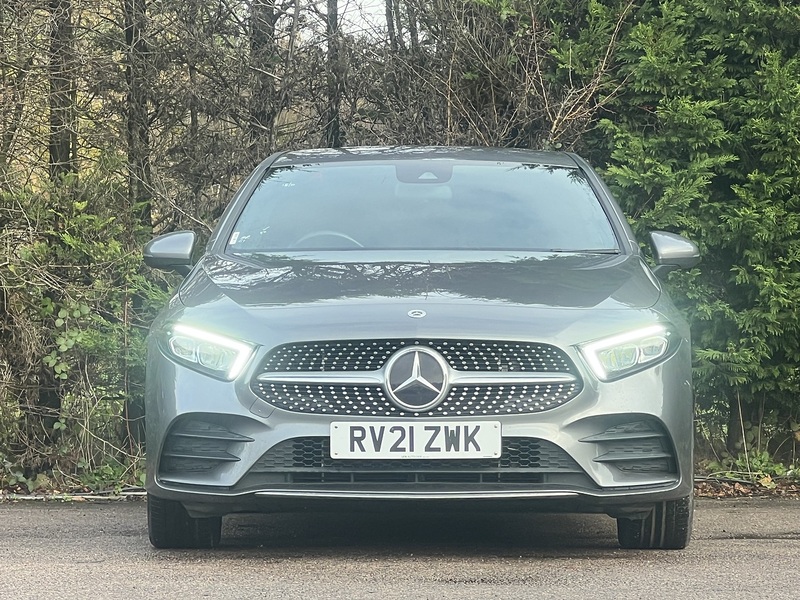 Mercedes-Benz A Class A250e AMG Line - U11703