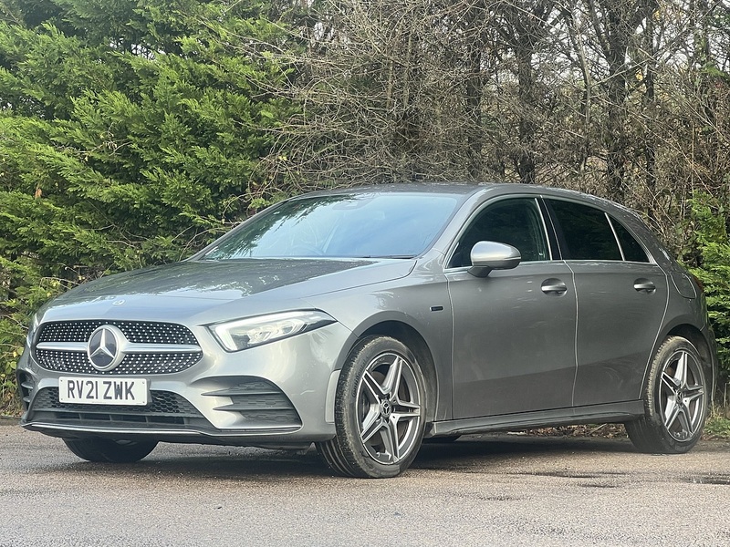 Mercedes-Benz A Class A250e AMG Line - U11703