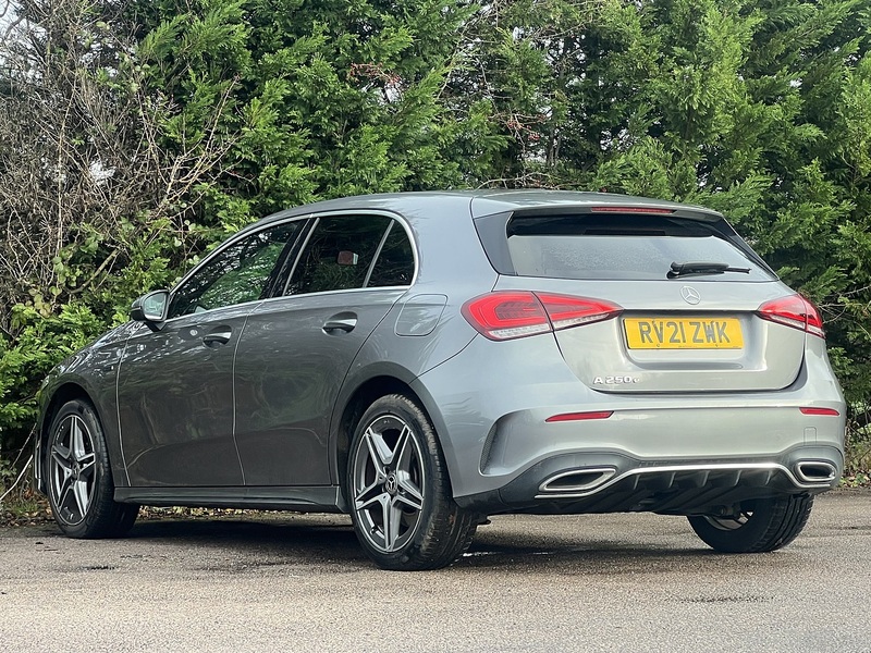 Mercedes-Benz A Class A250e AMG Line - U11703