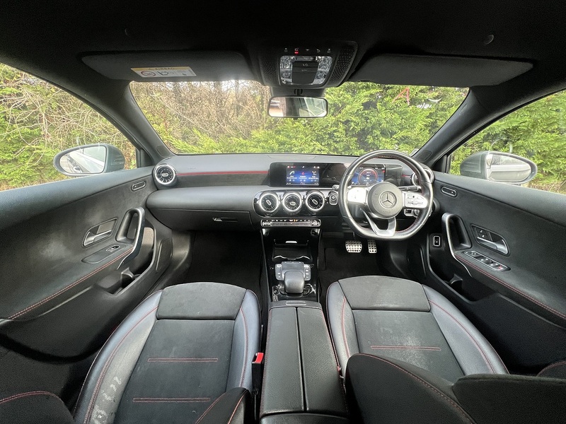 Mercedes-Benz A Class A250e AMG Line - U11703