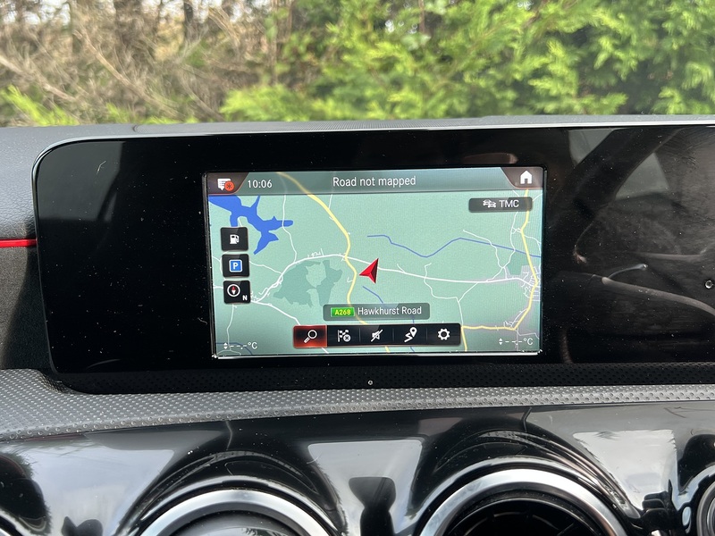 Mercedes-Benz A Class A250e AMG Line - U11703