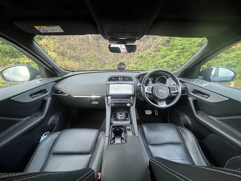 Jaguar F-PACE D180 R-Sport - U11710
