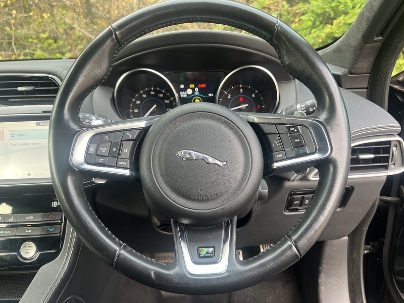 Jaguar F-PACE D180 R-Sport - U11710