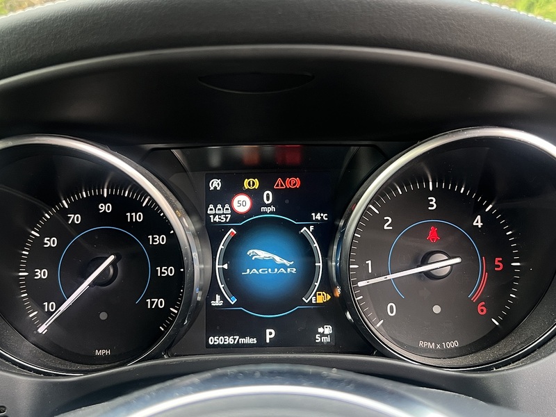 Jaguar F-PACE D180 R-Sport - U11710