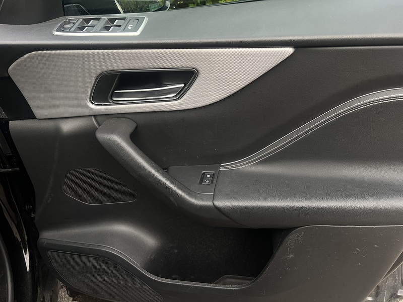 Jaguar F-PACE D180 R-Sport - U11710