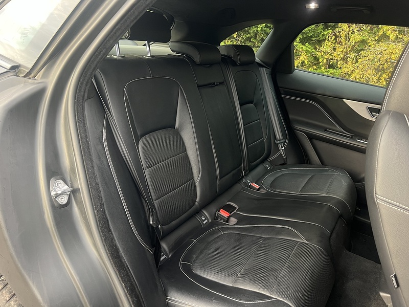 Jaguar F-PACE D180 R-Sport - U11710