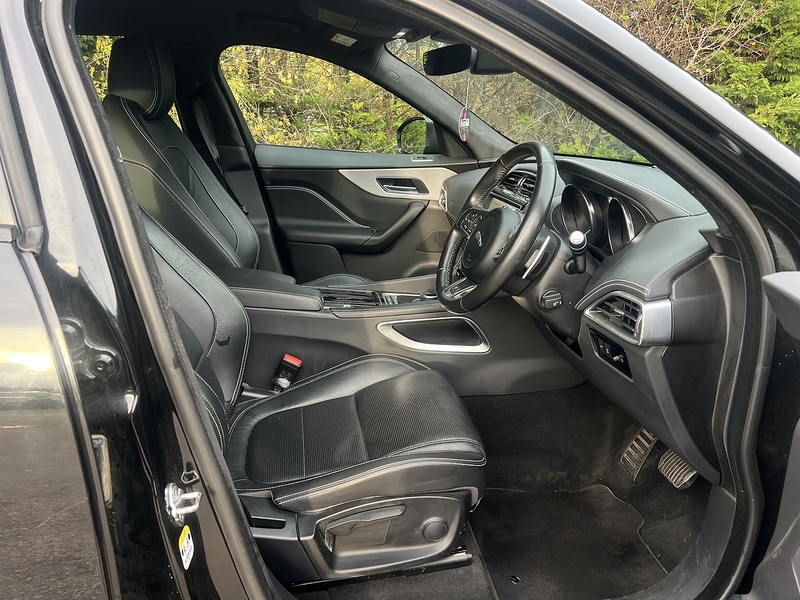 Jaguar F-PACE D180 R-Sport - U11710