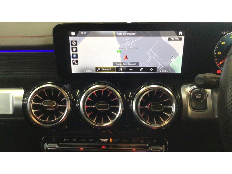 Mercedes-Benz EQB EQB 350 AMG Line - U11713