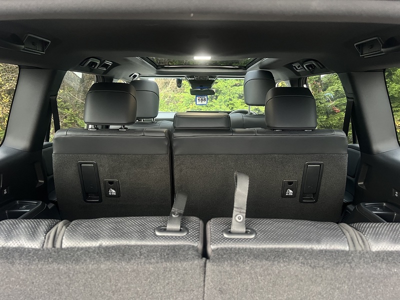 Toyota Land Cruiser D Invincible - U11714