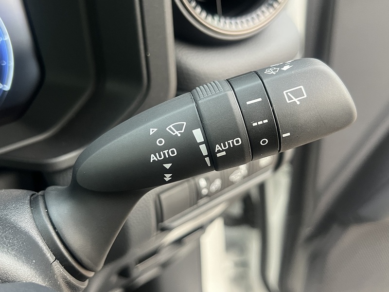 Toyota Land Cruiser D Invincible - U11714