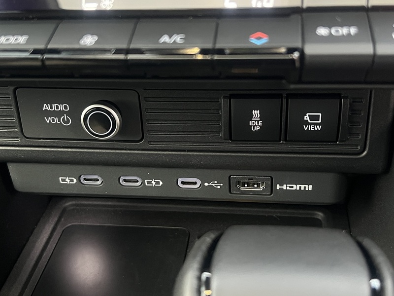 Toyota Land Cruiser D Invincible - U11714