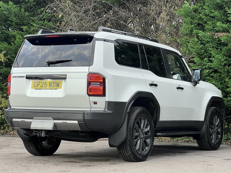 Toyota Land Cruiser D Invincible - U11714