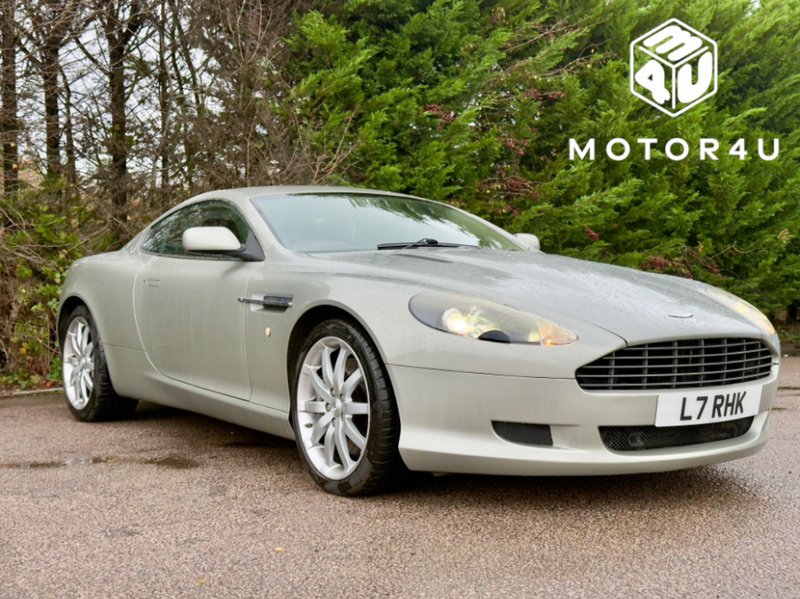 Aston Martin DB9  - U11721