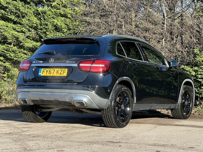 Mercedes-Benz GLA GLA250 Sport - U11723