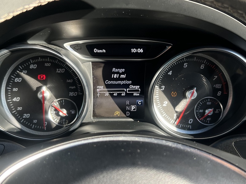 Mercedes-Benz GLA GLA250 Sport - U11723