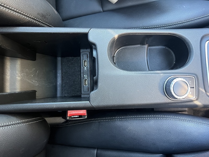 Mercedes-Benz GLA GLA250 Sport - U11723