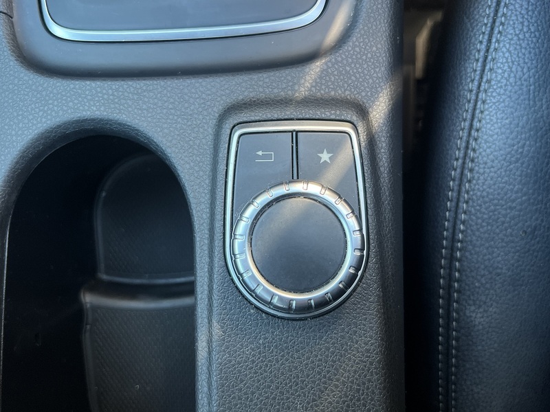 Mercedes-Benz GLA GLA250 Sport - U11723