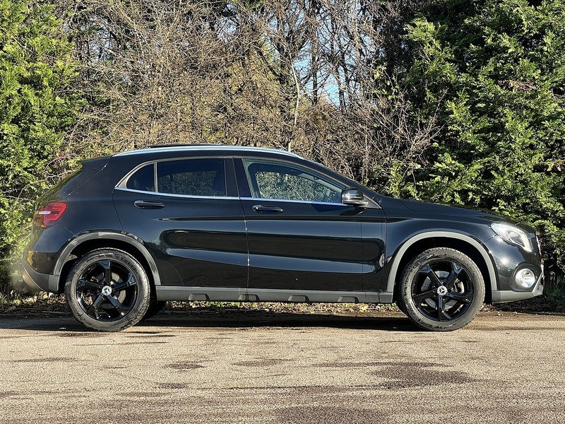 Mercedes-Benz GLA GLA250 Sport - U11723