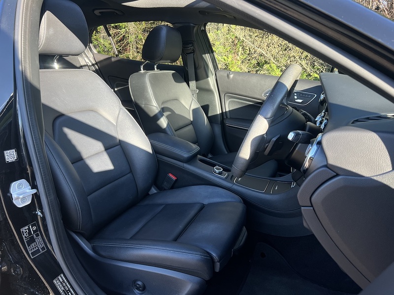 Mercedes-Benz GLA GLA250 Sport - U11723