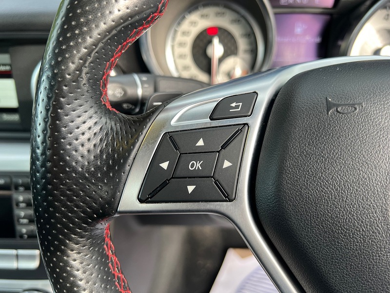 Mercedes-Benz SLK SLK250d AMG Sport - U11726