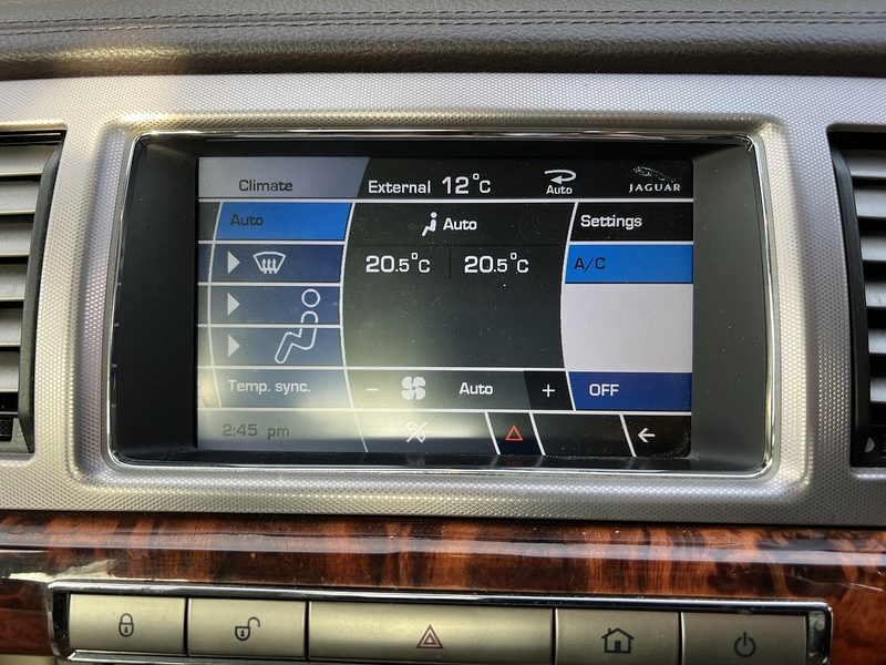 Jaguar XF d V6 Luxury - U11727