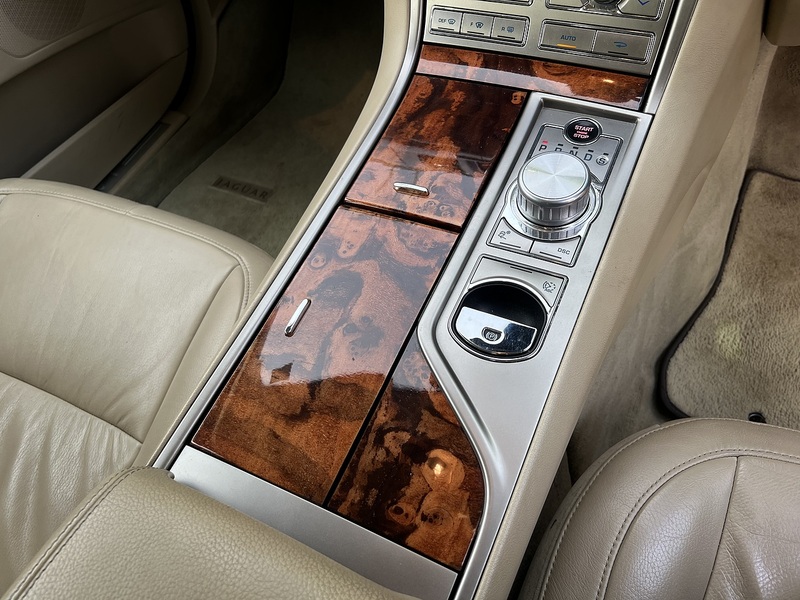 Jaguar XF d V6 Luxury - U11727