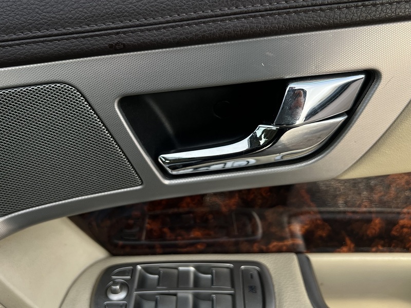 Jaguar XF d V6 Luxury - U11727