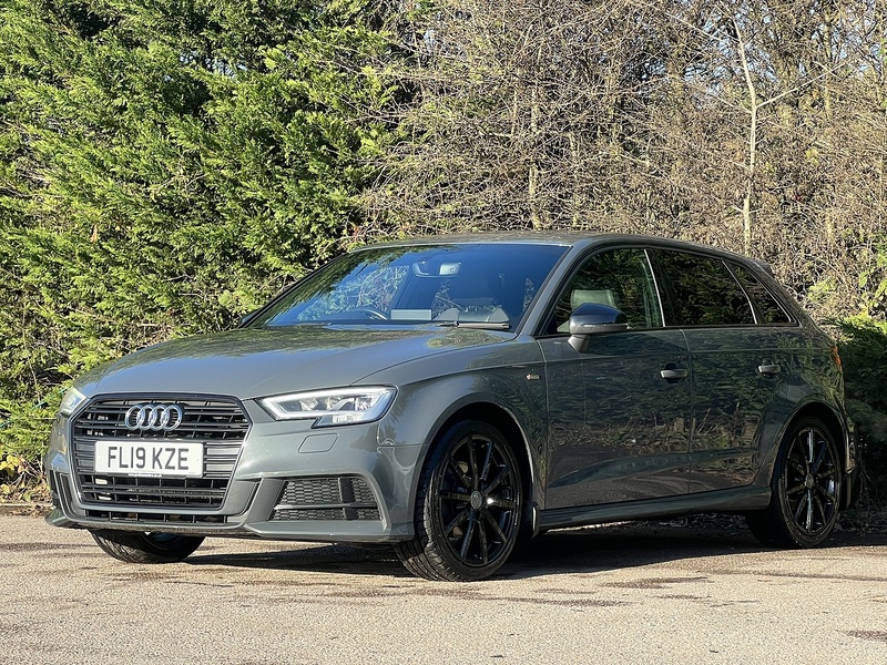 Audi A3 TFSI CoD Black Edition - U11730